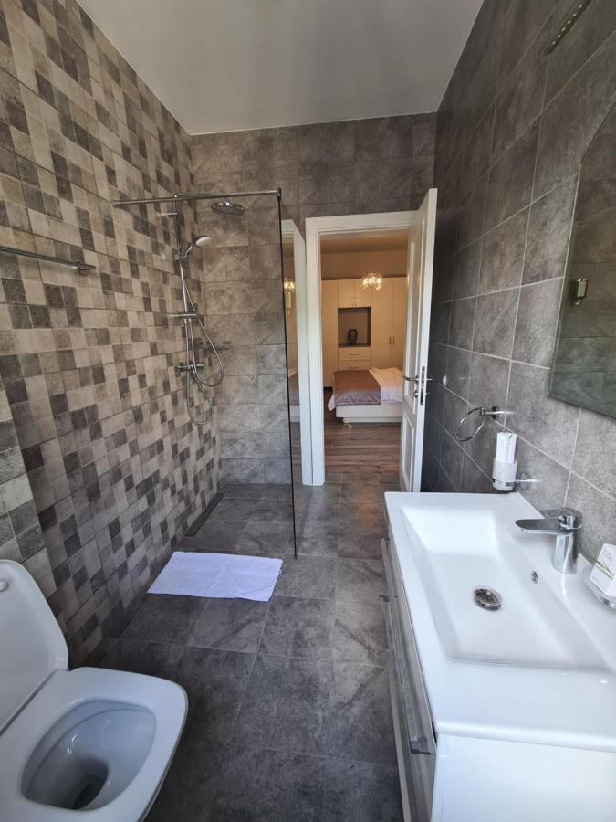 Rustico Apartments Tivat Eksteriør bilde