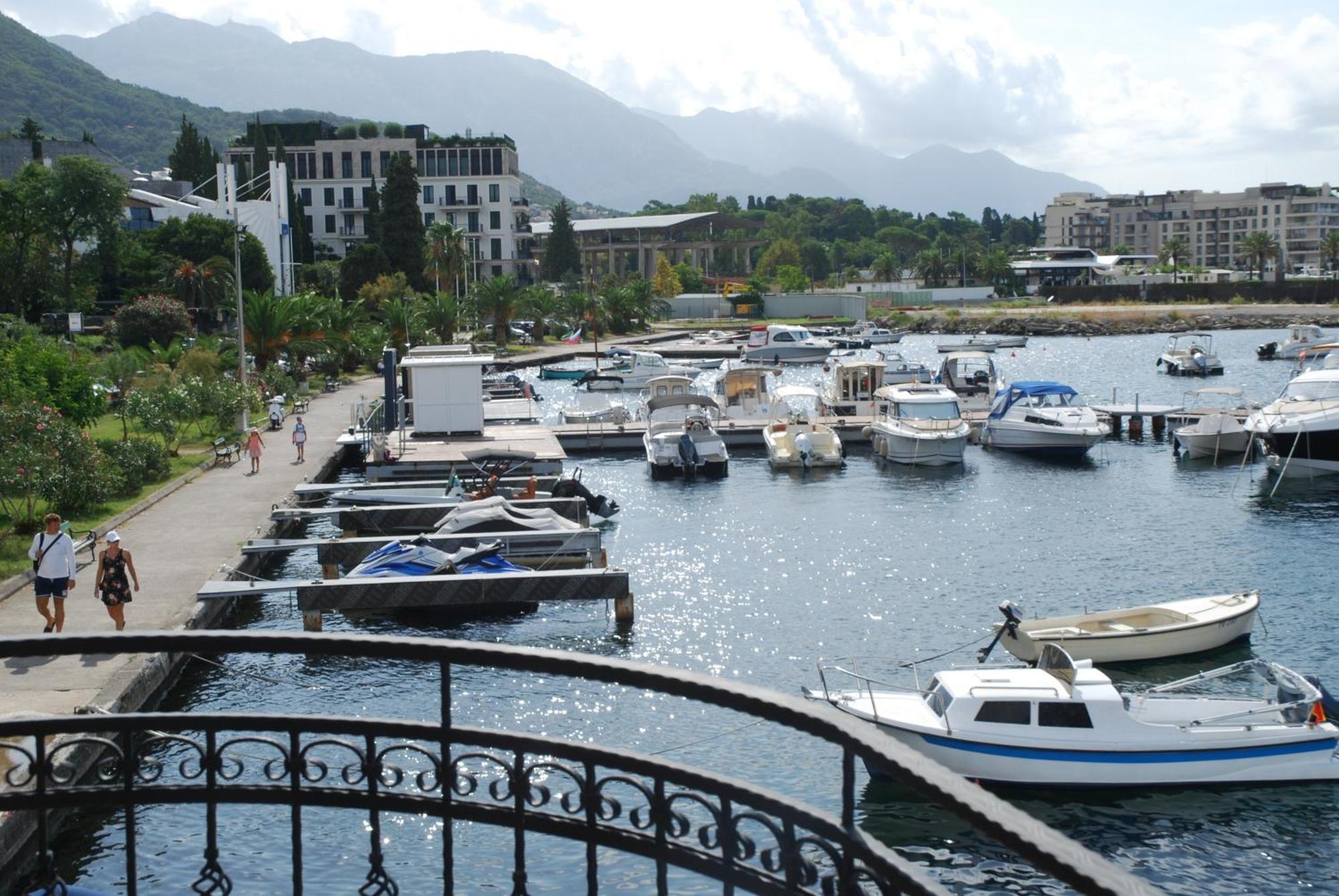 Rustico Apartments Tivat Eksteriør bilde