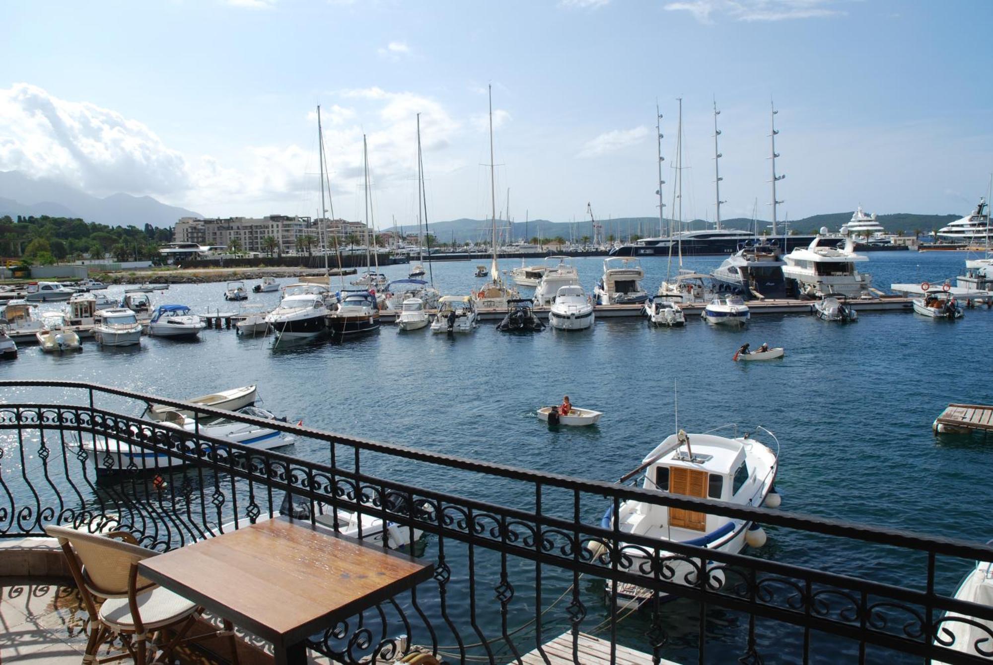 Rustico Apartments Tivat Eksteriør bilde